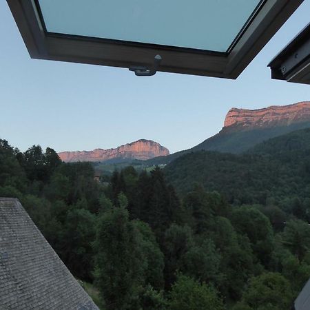 Saint-Pierre-d'Entremont  La Chouette A L'Heure Du Pinson B&B 외부 사진
