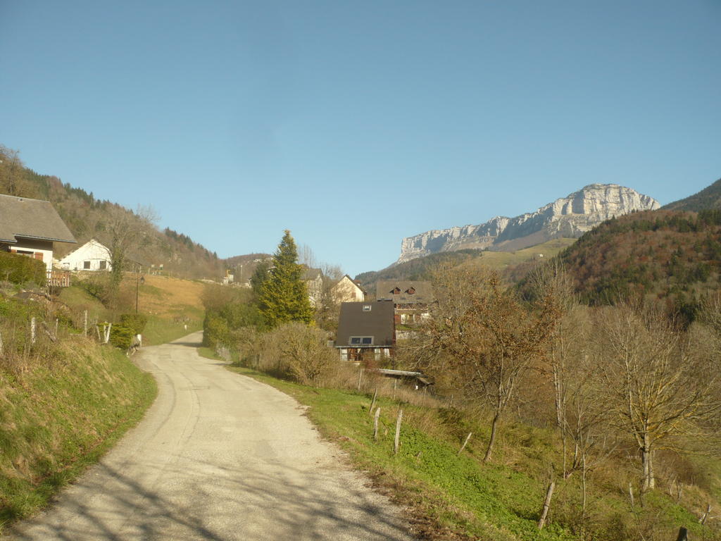 Saint-Pierre-d'Entremont  La Chouette A L'Heure Du Pinson B&B 외부 사진