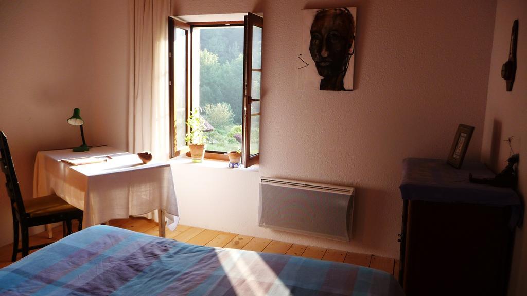 Saint-Pierre-d'Entremont  La Chouette A L'Heure Du Pinson B&B 외부 사진