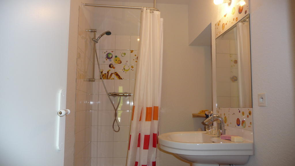 Saint-Pierre-d'Entremont  La Chouette A L'Heure Du Pinson B&B 객실 사진