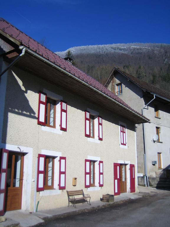 Saint-Pierre-d'Entremont  La Chouette A L'Heure Du Pinson B&B 외부 사진