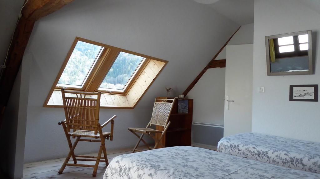 Saint-Pierre-d'Entremont  La Chouette A L'Heure Du Pinson B&B 외부 사진